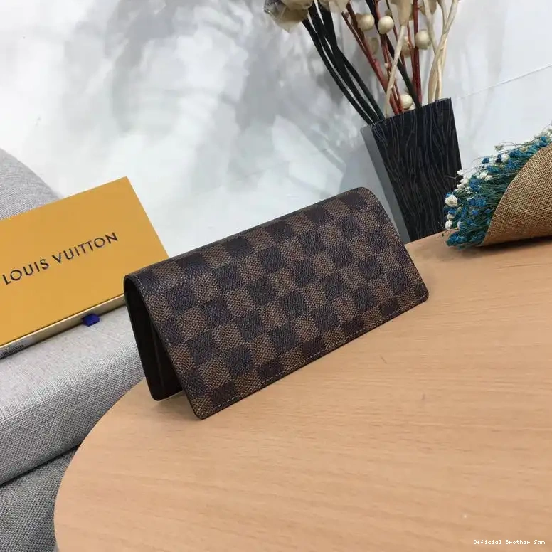 Official Brother Sam 19T1L0622 Bags LV 0619